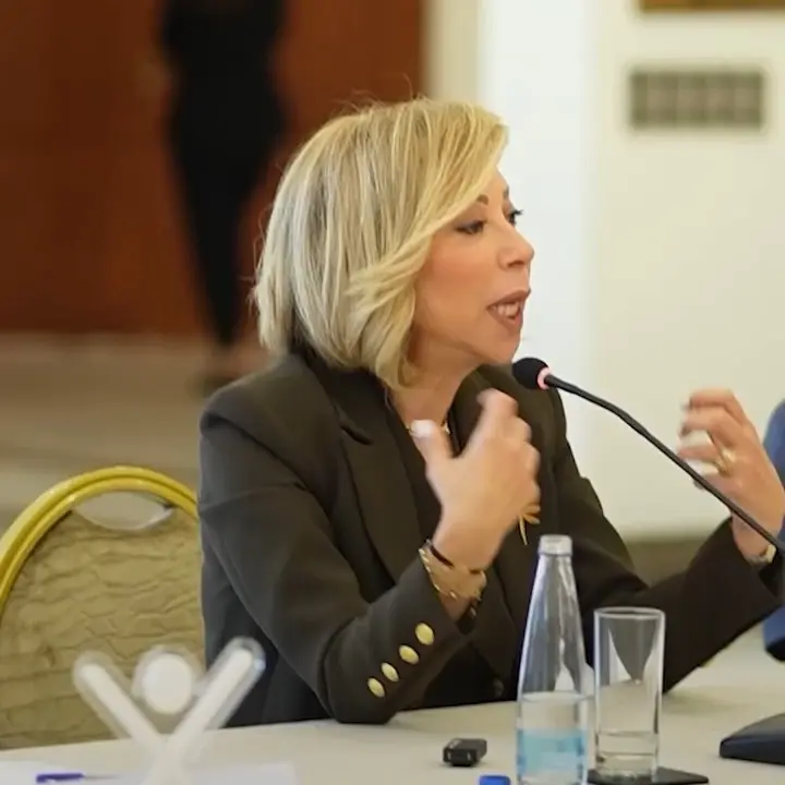 150 مدرسة من مختلف المناطق اللبنانية و20 شريكًا... السيدة الأولى نعمت عون تطلق "تحالف التربية على المواطنية"، وذلك استكمالًا لمبادرة مشروع "مدرسة المواطنية"